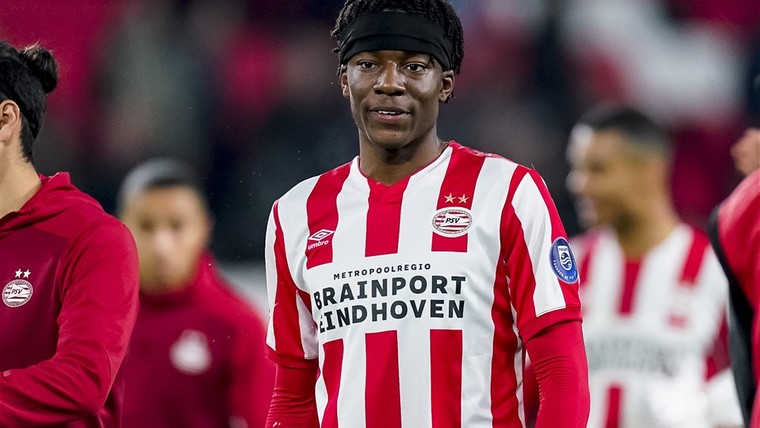 Madueke in luxepositie tijdens onderhandelingen met PSV