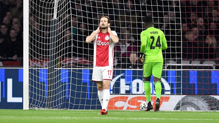 AZ straft hardleers Ajax keihard af en gooit titelstrijd helemaal open