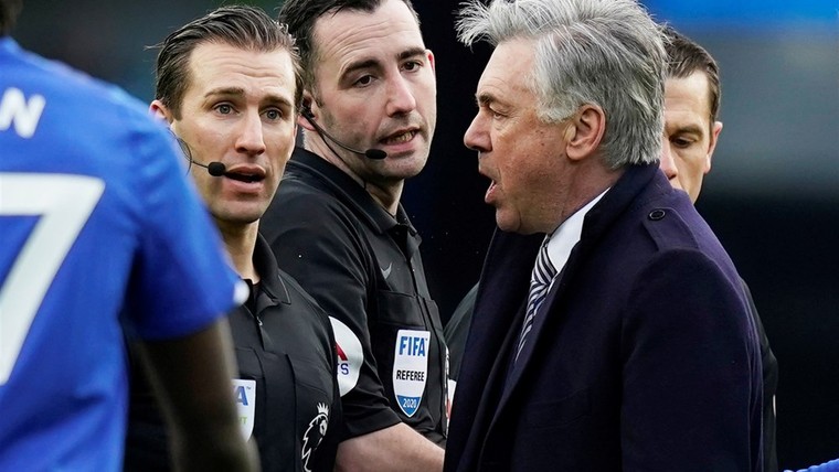 Woedende Ancelotti dreigt terugkeer bij Chelsea te missen