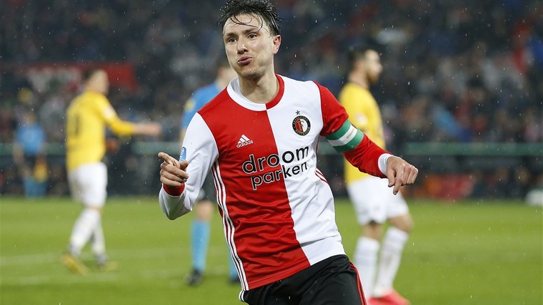Feyenoord walst reuzendoder NAC plat en plaatst zich voor bekerfinale