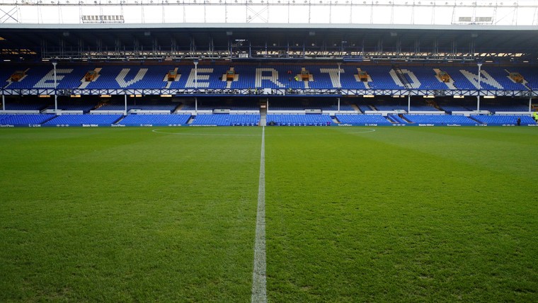 Duel met Liverpool op losse schroeven: hele selectie Everton in zelfisolatie