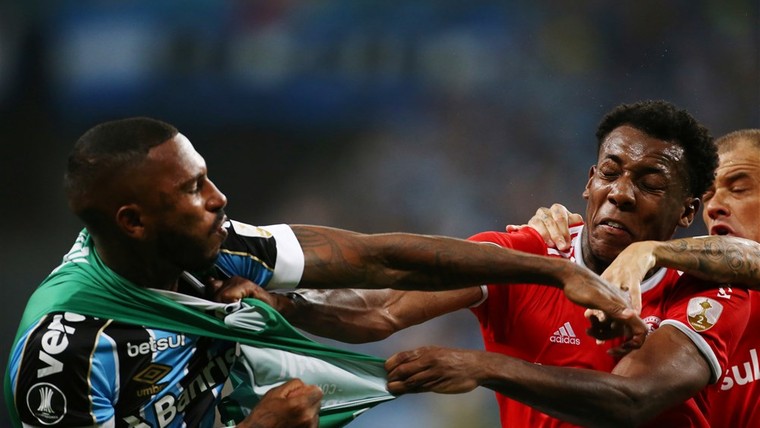 Enorme vechtpartij tijdens Copa Libertadores-duel: acht rode kaarten