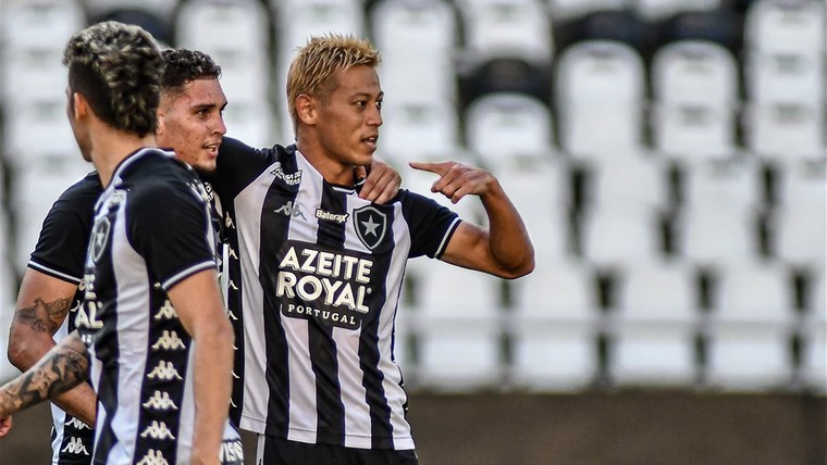 Honda luistert vreemd debuut bij Botafogo op met een goal