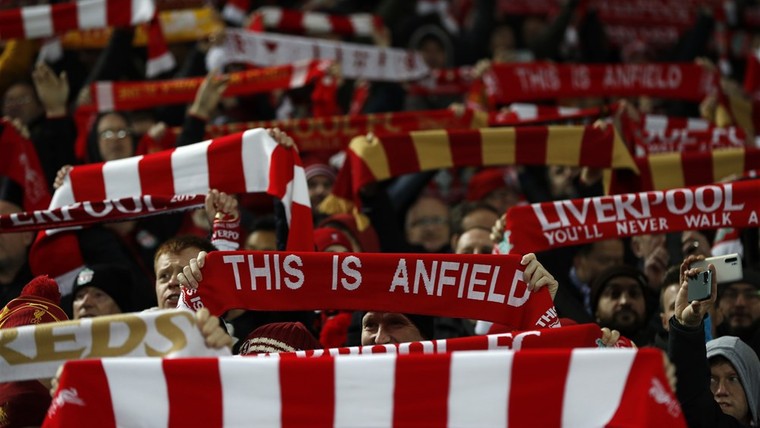 Discussie in Engeland laait op: 'Liverpool wacht al dertig jaar, dertig jaar!'