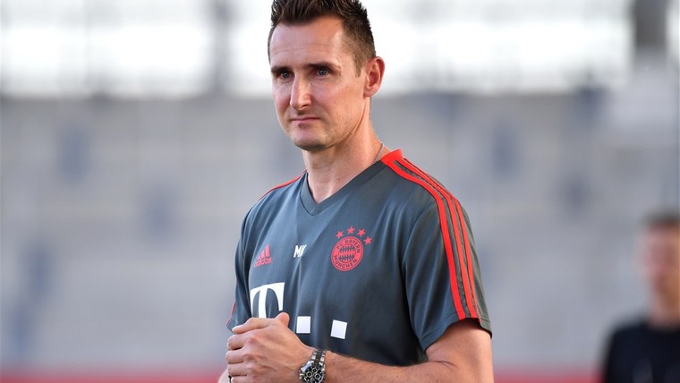 Van ploeggenoot tot trainer: promotie lonkt voor Klose bij Bayern 