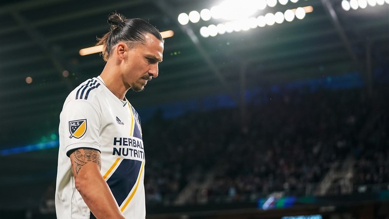 Zlatan gaf ploeggenoten uitbrander: 'Ik heb 300 miljoen en eigen eiland'