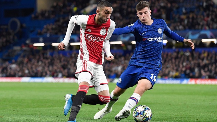 Ziyech voorgesteld bij Chelsea: 'Wil hier hetzelfde laten zien als bij Ajax'