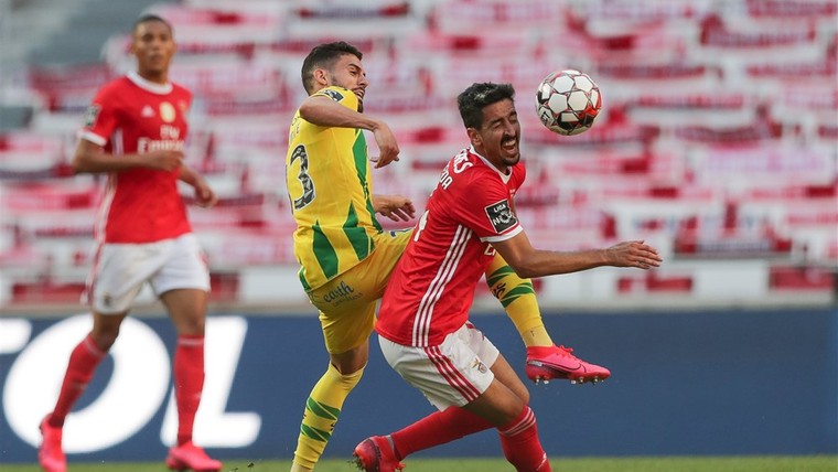 Benfica laat gouden kans liggen in Portugese titelstrijd