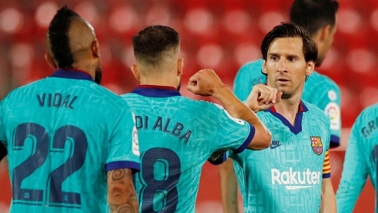 Hoofdrollen Braithwaite, Suárez én Messi bij soepele herstart Barcelona