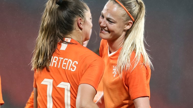 Dolle dagen in Eredivisie vrouwen: wanneer komt Lieke Martens nu naar Ajax?