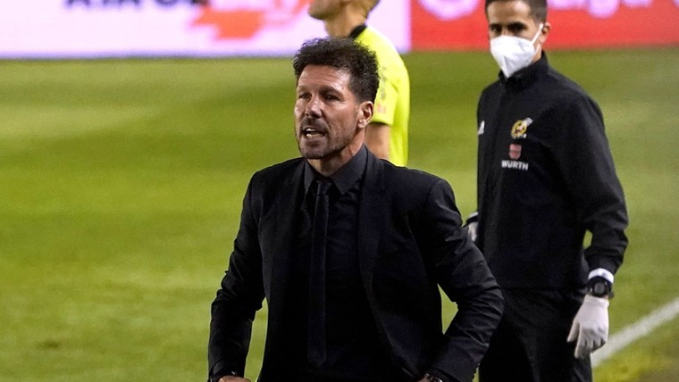 Simeone liefdevol na record: 'Weet zeker dat hij meekeek'