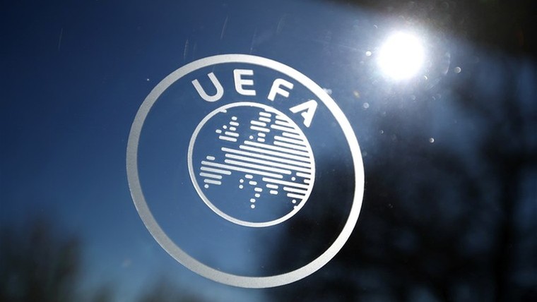 Corona laat sporen na in voetbal: UEFA spreekt van miljardenverlies