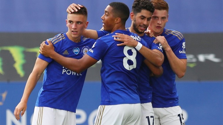Leicester houdt Man Utd onder druk, gemiste kans Villa en El Ghazi