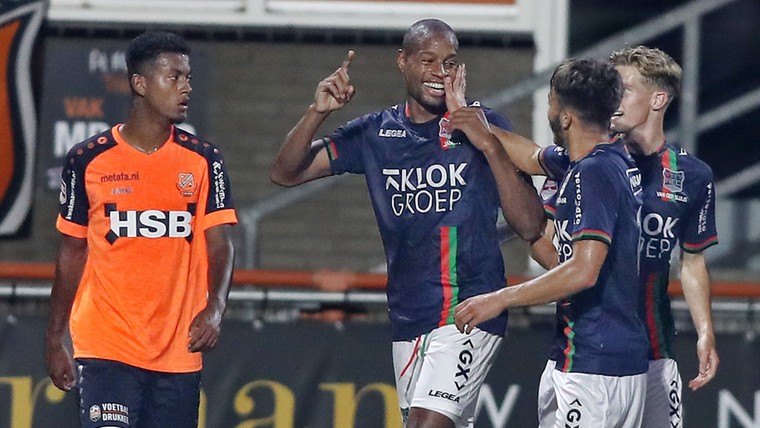 NEC wijst FC Volendam resoluut terug, Almere City pakt tweede plek