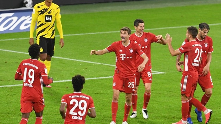 Bayern pakt tweede prijs van het seizoen na vermakelijke Klassiker