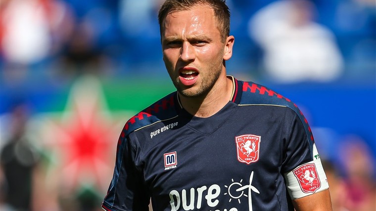 FC Twente-sterkhouder Schenk kan lokroep uit zandbak niet weerstaan