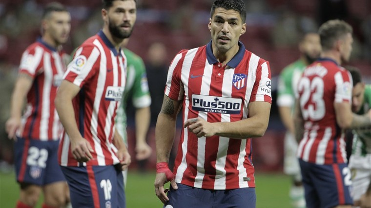 Topscorer Suárez kan na enkele missers alsnog juichen bij Atlético