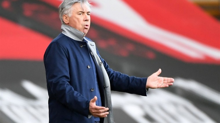 Ancelotti ziet verband tussen rode kaart Digne en ophef rond Van Dijk