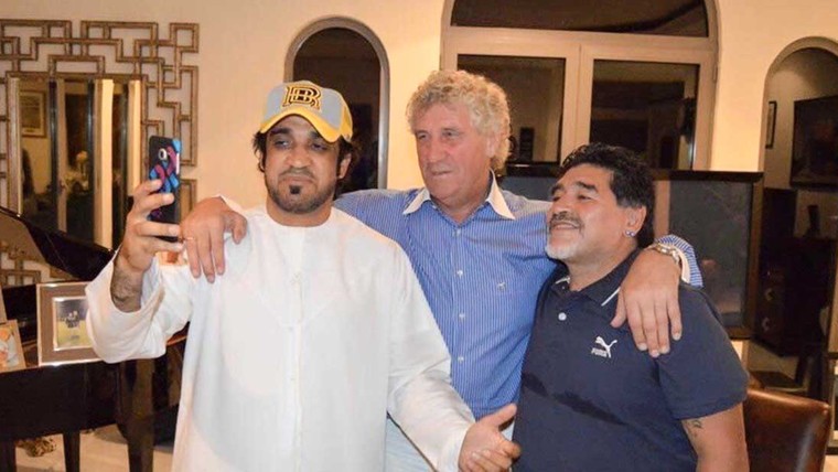 Haat-liefdeverhouding met Maradona: 'D'n Diego kan een voorbeeld nemen aan Cruijff'