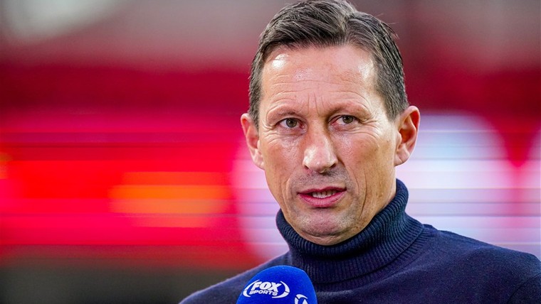 Schmidt ziet vermoeid PSV: 'Europees voetbal met elf spelers is onmogelijk'
