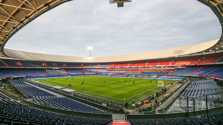 Feyenoord teleurgesteld: oefenduel met Osasuna in lege Kuip