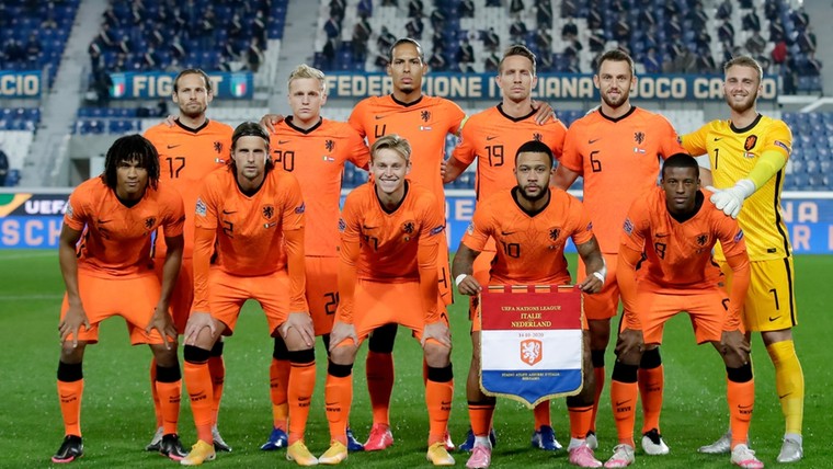 Oranje-internationals steken Van Dijk hart onder de riem met fraai filmpje