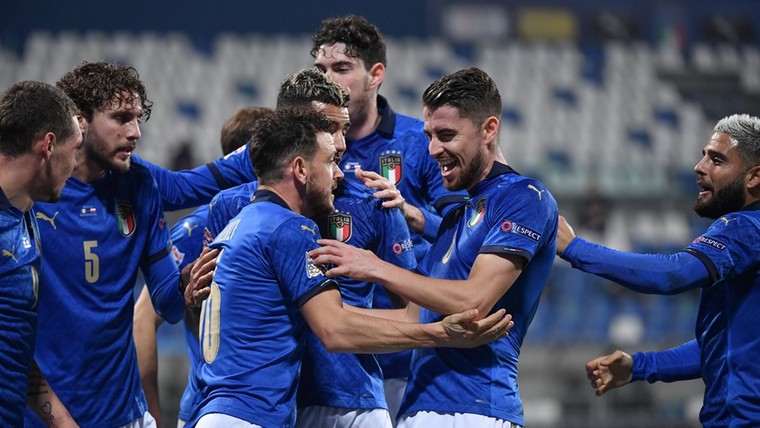 Italië bezorgt Oranje domper met indrukwekkende overwinning