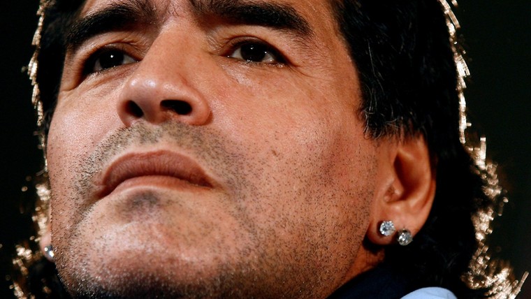 Het vergeten Maradona-duel van FC Twente: 'Een omhaal op de lat, bizar!'
