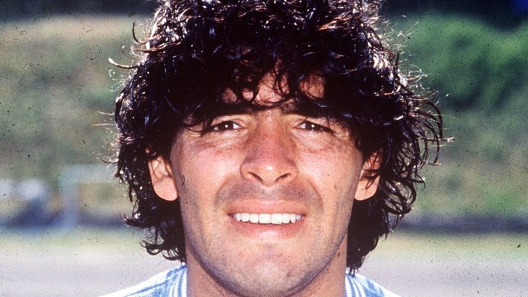 Ode aan Diego: tien adembenemende foto's van Maradona