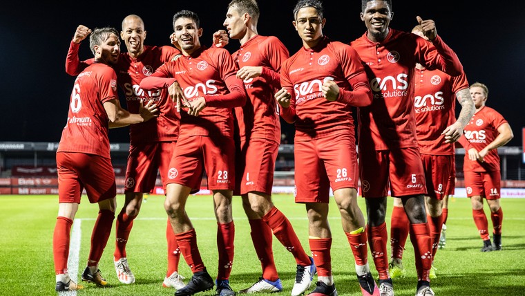 Almere City FC baant zijn eigen weg: 'In 2026 stabiel in de Eredivisie'