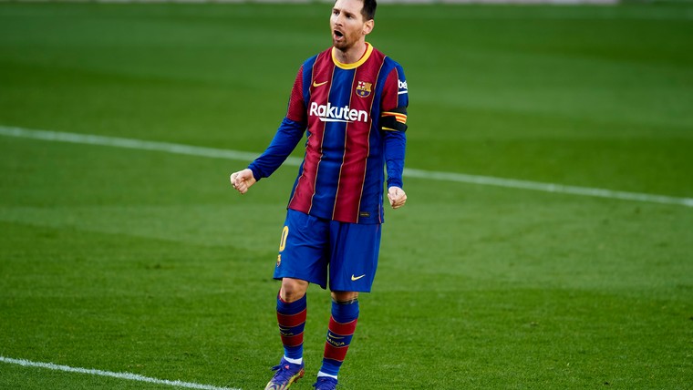 Messi evenaart iconisch record en krijgt felicitaties van Pelé