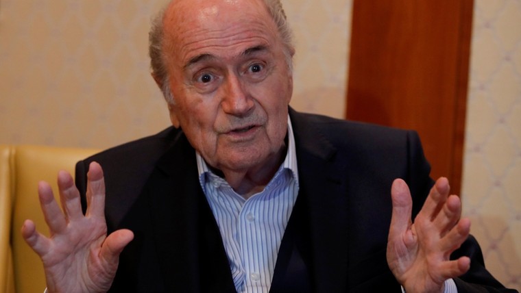 Peperduur project achtervolgt Blatter: FIFA vermoedt criminele activiteiten