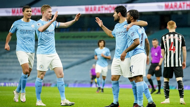 Hoe buitenspelers zuurstof geven aan het positiespel van Manchester City