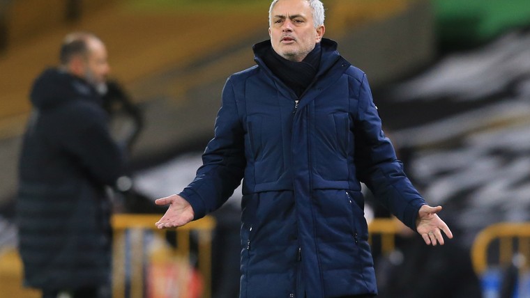 Mourinho verbaasd door spelers: 'Inzakken is niet de bedoeling'