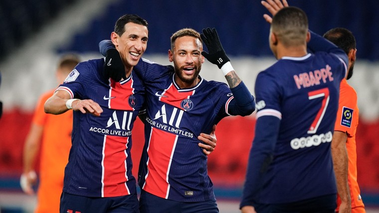 'Echt gelukkige' Neymar wil bij PSG blijven, maar wat doet zijn 'broer' Mbappé?