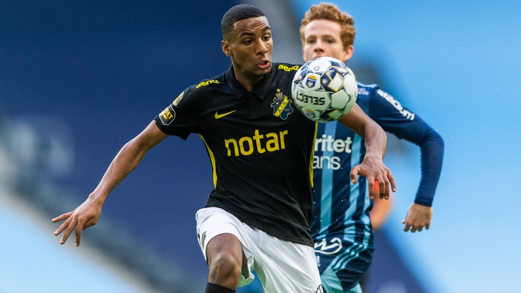 FC Groningen dolblij met Abraham: 'Heel grote transfer voor ons'