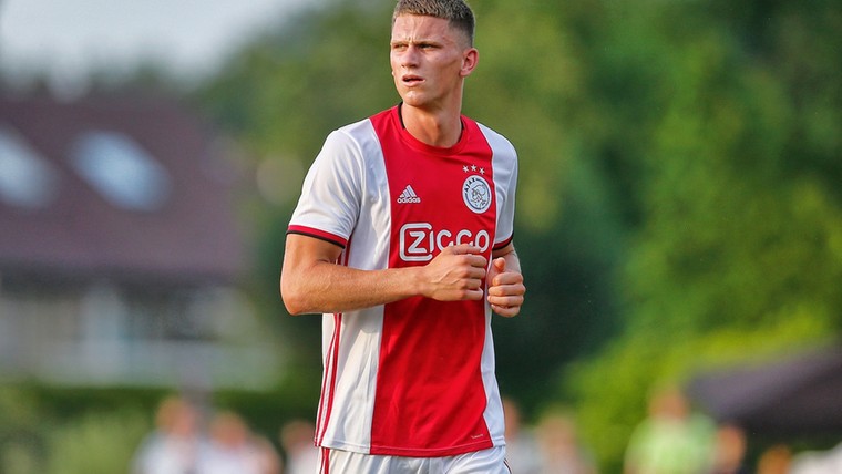 Ten Hag niet verrast door Botman: 'Wij zagen de potentie bij Ajax al'