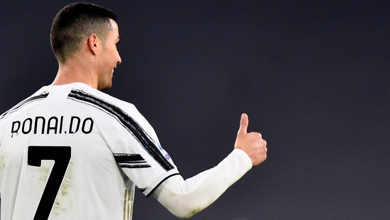 Recordbreker Ronaldo in één adem genoemd met 'het heilige voetbalmonster'