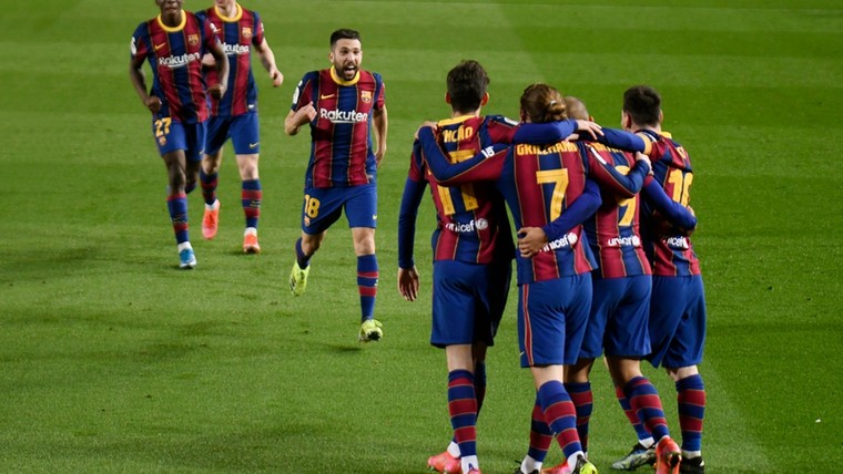 Spaanse kranten zien wederopstanding Barça: 'En dat is te danken aan Koeman'