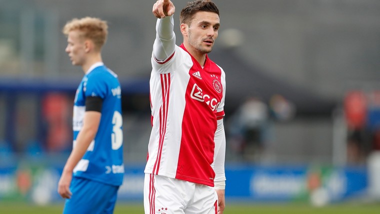 Ajax staat in 2021 op eenzame hoogte in de Eredivisie