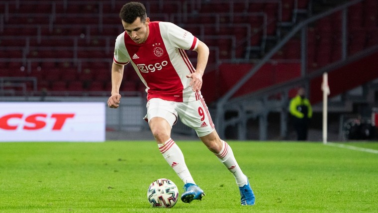 Idrissi maakt eerste goal voor Ajax bij oefenzege op FC Utrecht