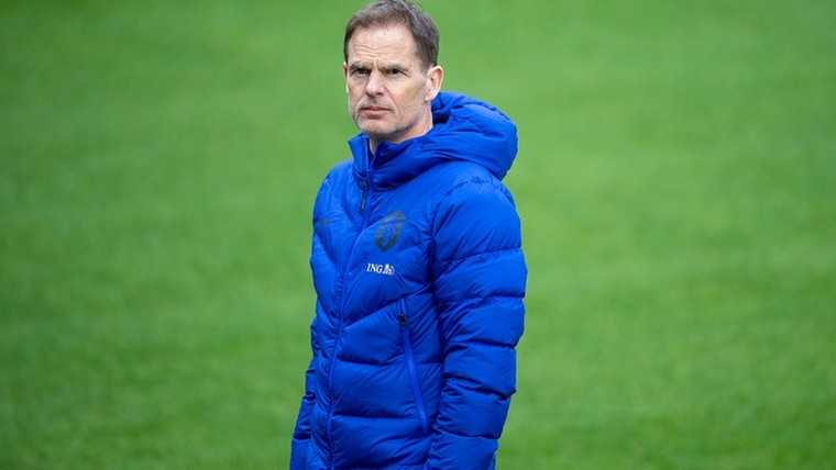 'Blije bondscoach' De Boer vindt Jong Oranje-discussie kort door de bocht