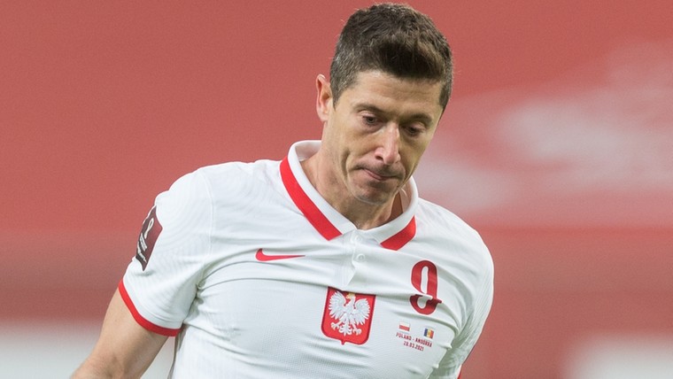 Pijnlijke constatering Poolse bondscoach: 'Wij hebben alleen Lewandowski'