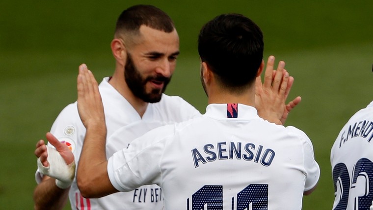 Uitgeruste Benzema geeft Real Madrid hoop voor krakers