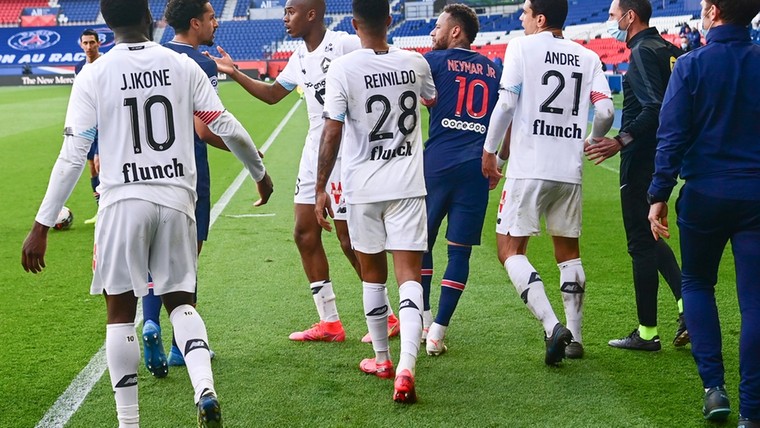 Emotiemanagement bij PSG: Neymar ruziet in spelerstunnel verder
