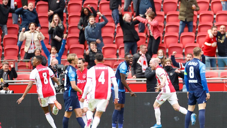 Ajax officieus kampioen dankzij grote specialiteit van Klaassen