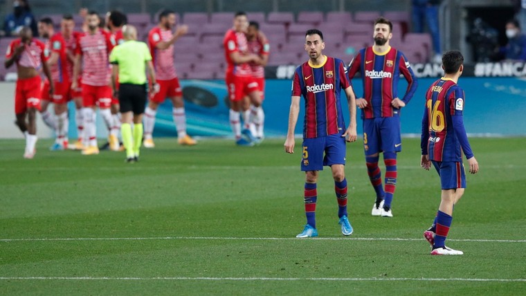 Kritiek op Barça-defensie en Koeman na 'gigantische deceptie' 