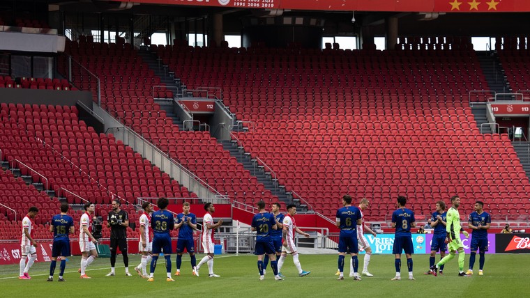 VVV doet wat Feyenoord niet deed: erehaag voor Ajax