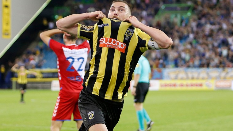 Vitesse-icoon Kashia ziet terugkeer in de Eredivisie wel zitten