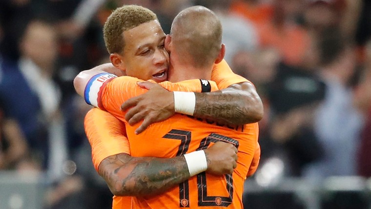 Sneijder heeft transferadvies voor Memphis: 'Hij moet wel spelen'